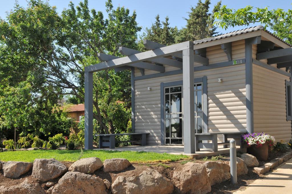 Villa Etnachta Kibbutz Afik Exterior foto